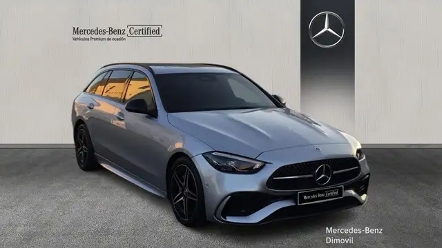 Mercedes-Benz C-Class view 3