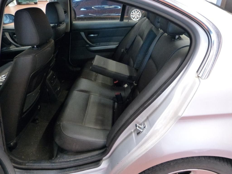 BMW 330 d xDrive Limousine Xenon Navi-Prof. Leder SHZ — photo 6