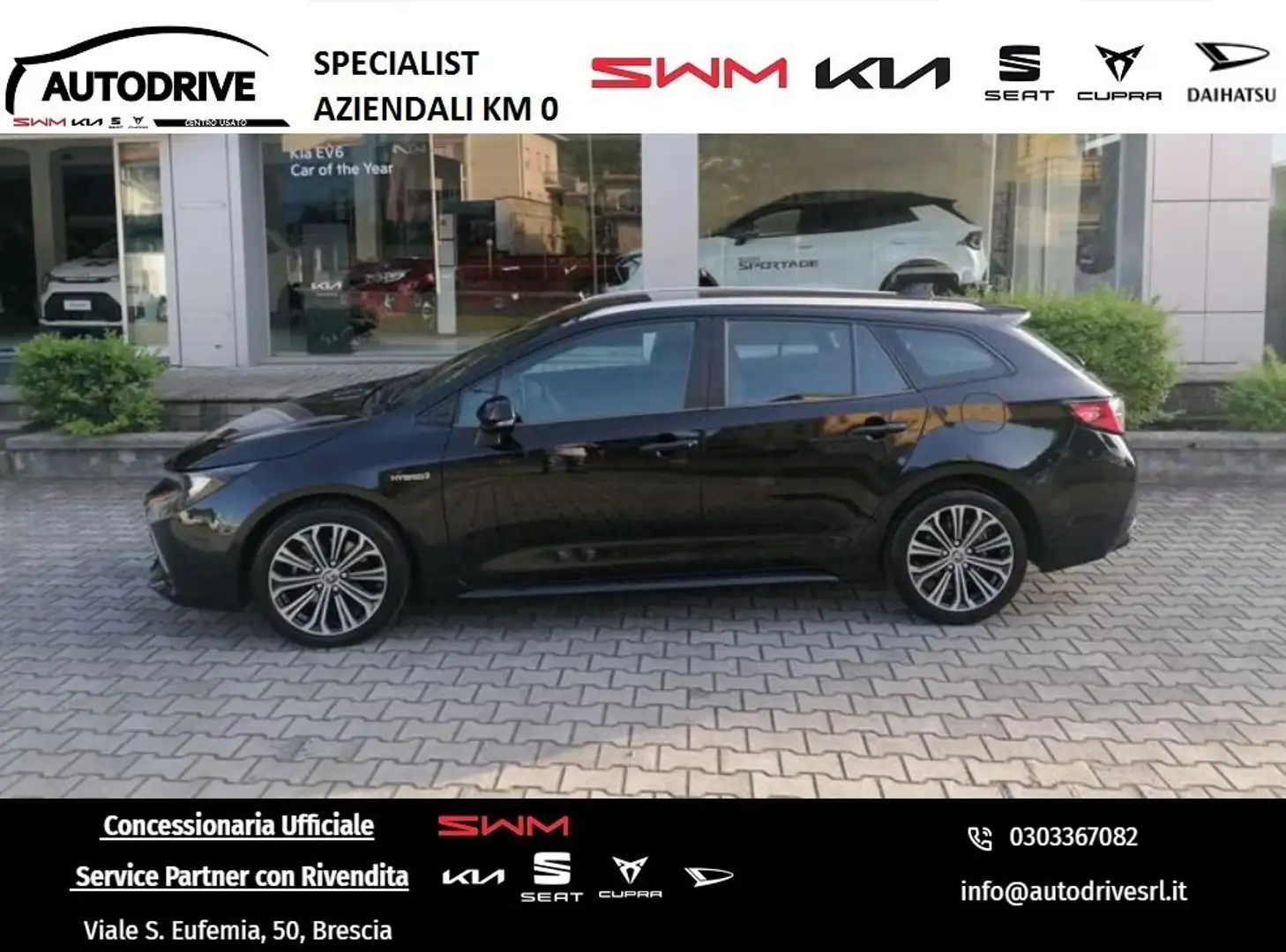 Toyota Corolla Touring Sport 2.0 Hybrid Business Negro - 1