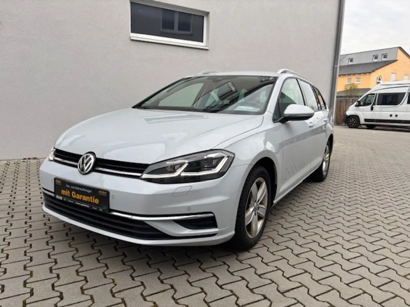 Volkswagen Golf Variant Sound LED Navi Grau - 1