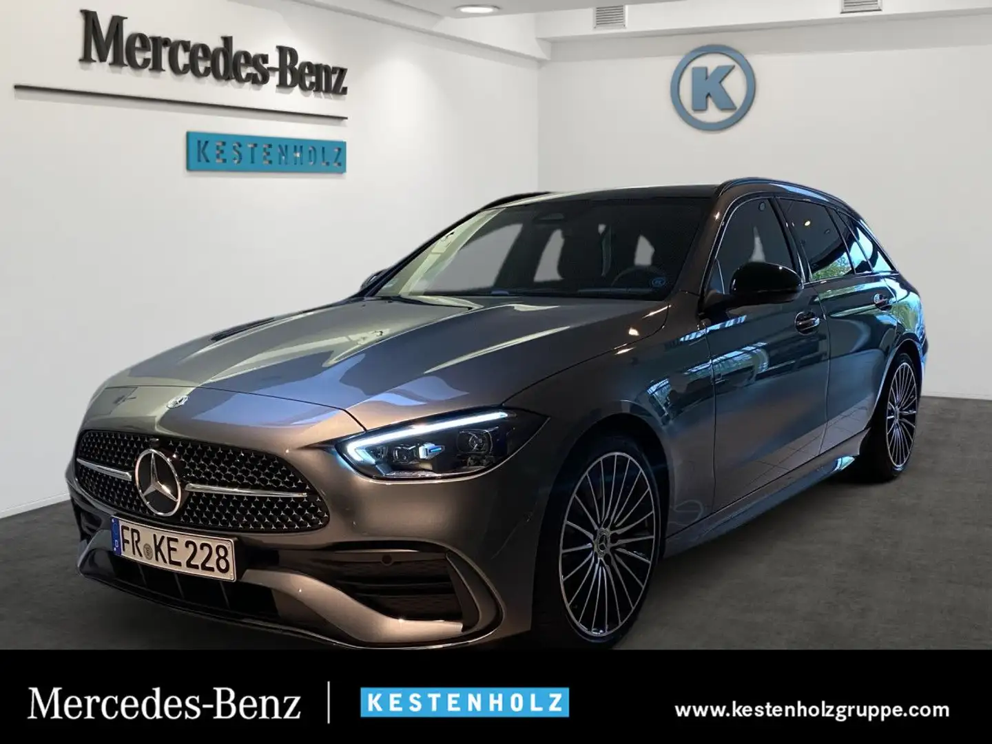 Mercedes-Benz C 300 d T-Modell AMG+PANO+AHK+PARK+DISTR+DIGITAL Szürke - 1