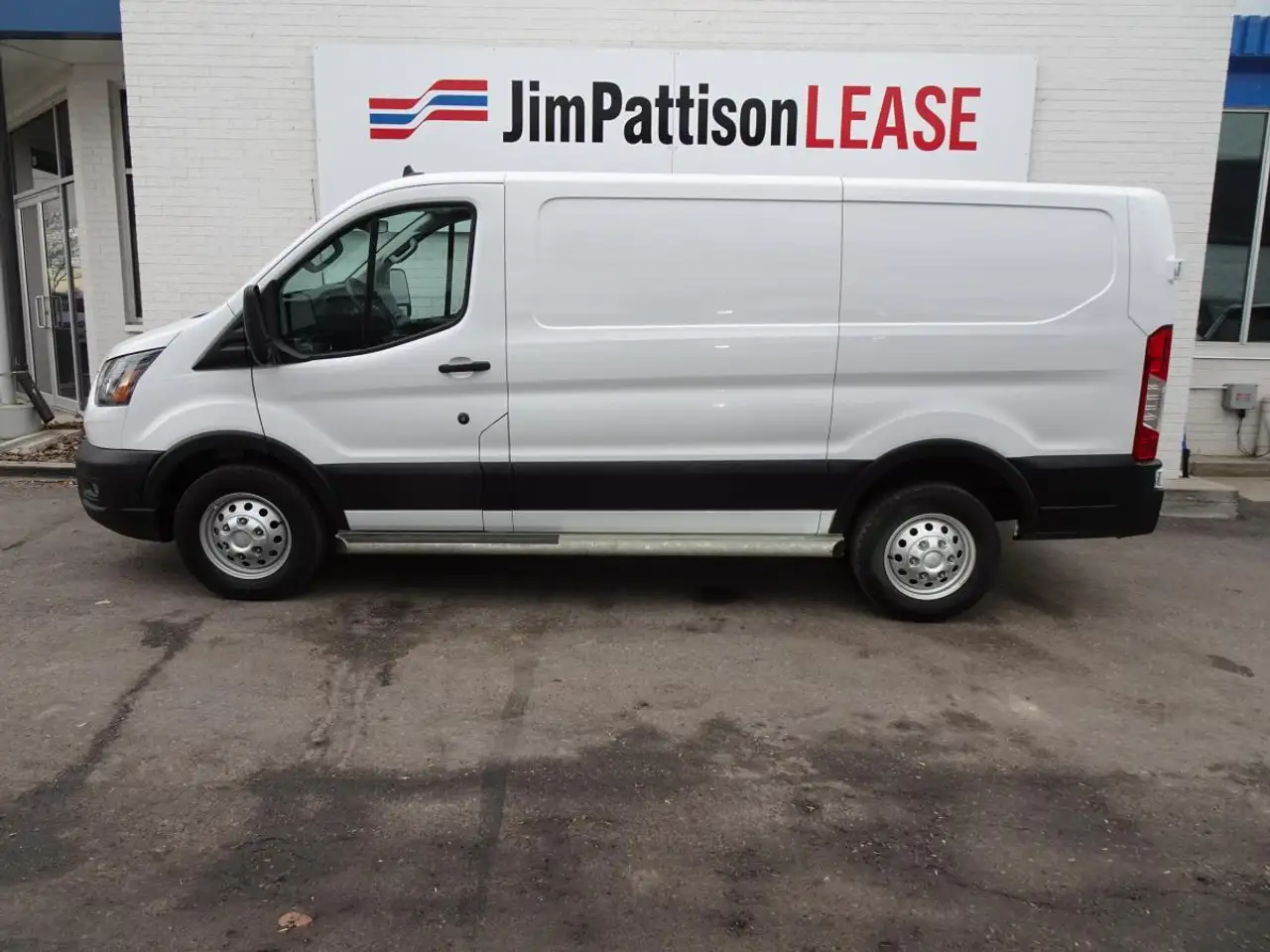 Ford Transit Cargo Van снимка Ford Transit Cargo Van