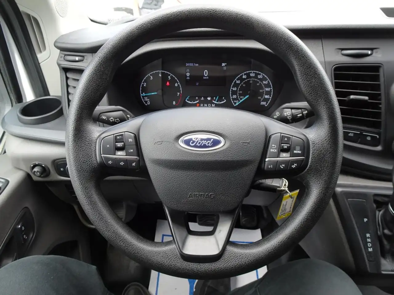 Ford Transit Cargo Van снимка Ford Transit Cargo Van