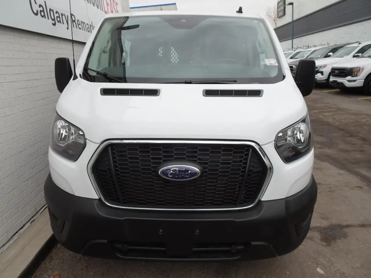 Ford Transit Cargo Van снимка Ford Transit Cargo Van