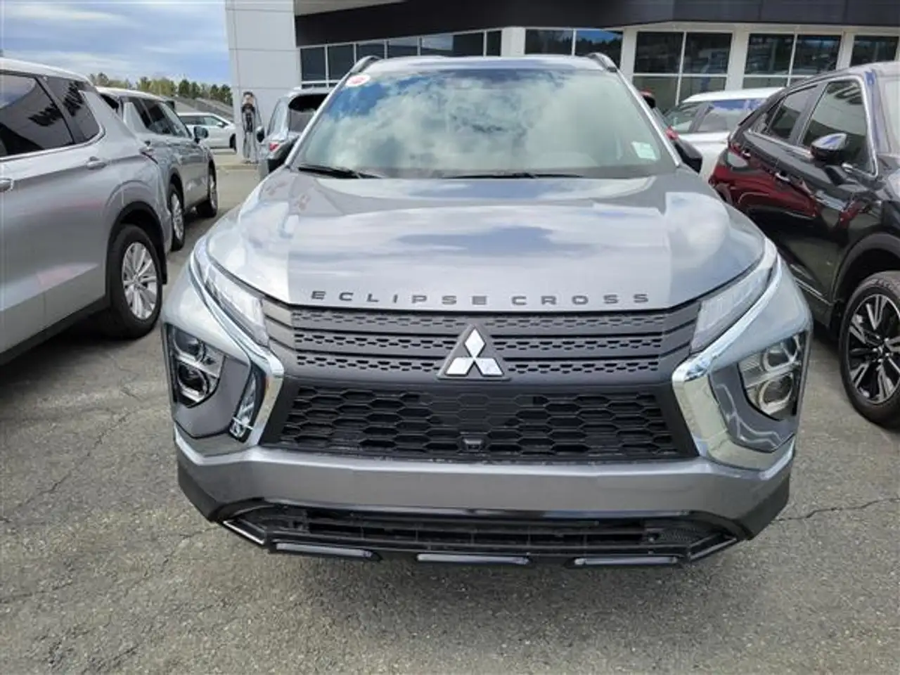 Mitsubishi Eclipse Cross снимка Mitsubishi Eclipse Cross