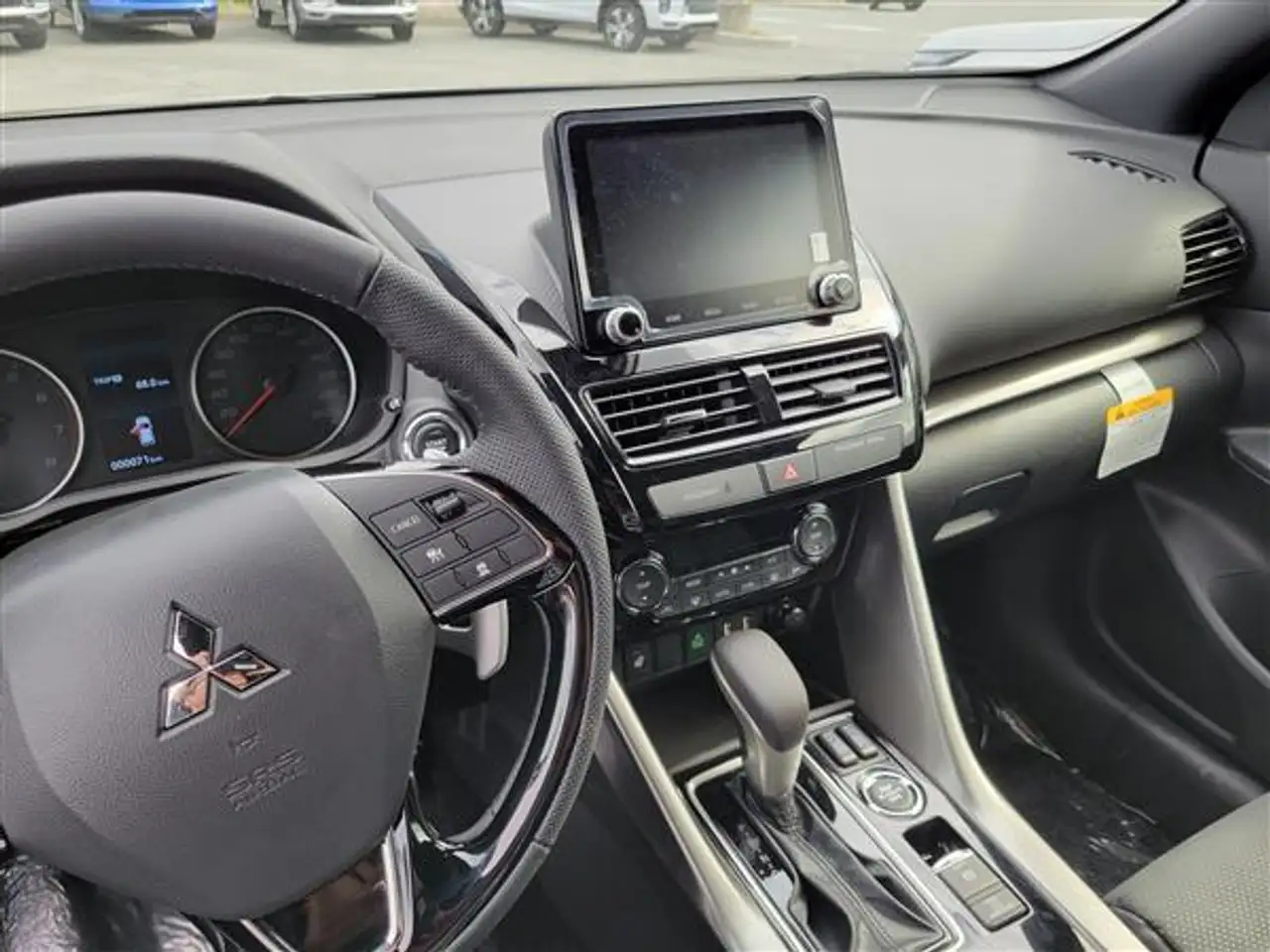Mitsubishi Eclipse Cross снимка Mitsubishi Eclipse Cross
