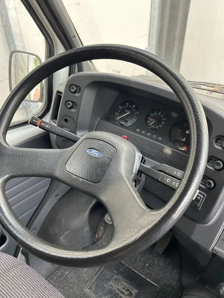 Ford Transit 9 Posti, foto 6