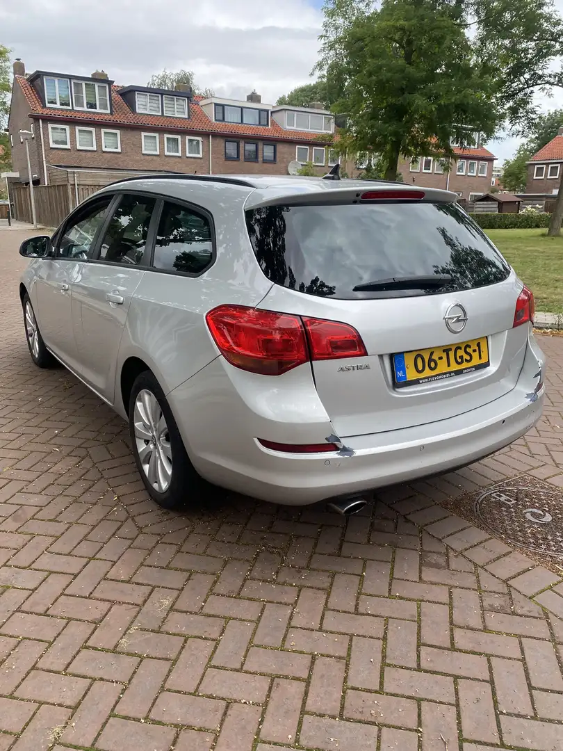 Opel Astra 1.4 Turbo Edition Grijs - 2