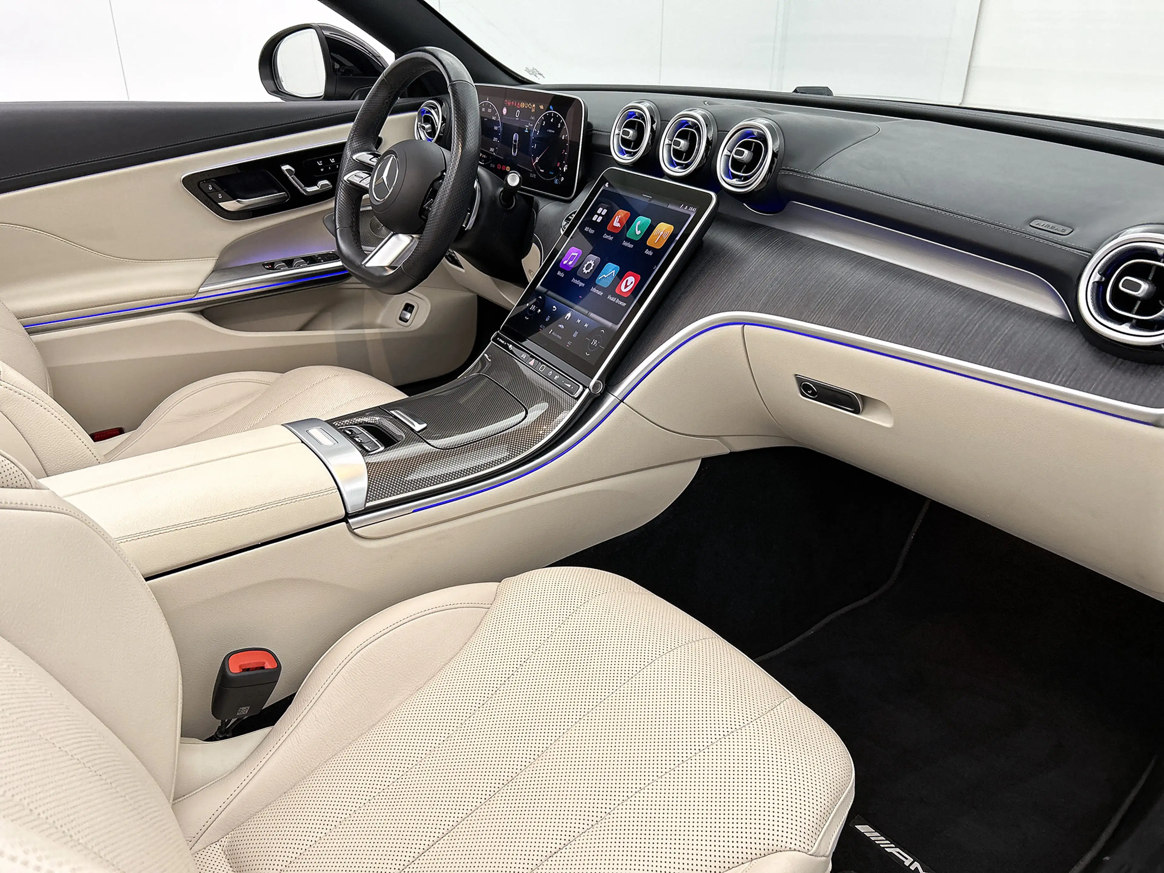 Mercedes-Benz CLE 200 Cabriolet AMG Line | Rijassistentiepakket Plus | P — photo 6