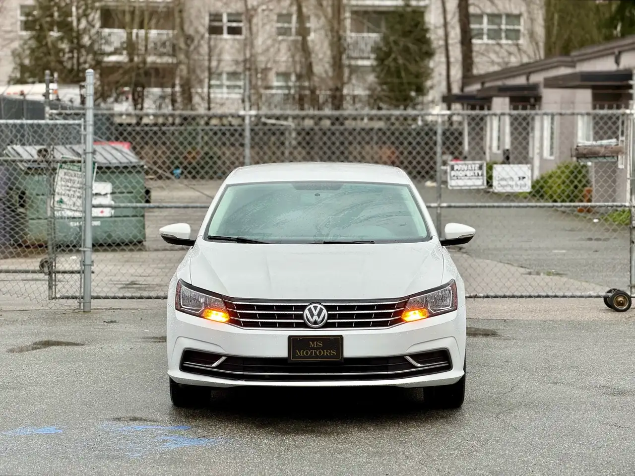 Volkswagen Passat photo Volkswagen Passat