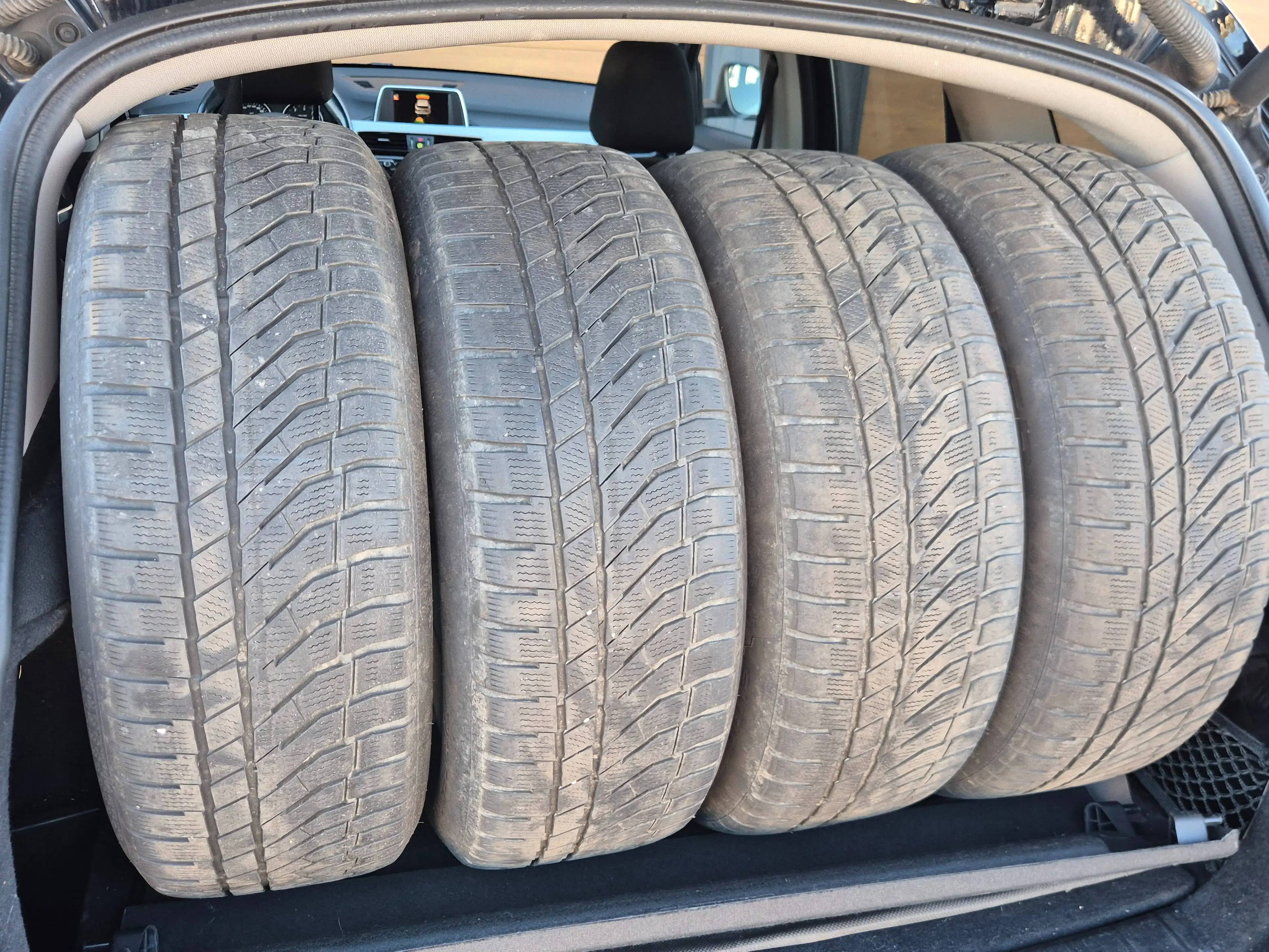 BMW 216 216d Active Tourer — photo 9