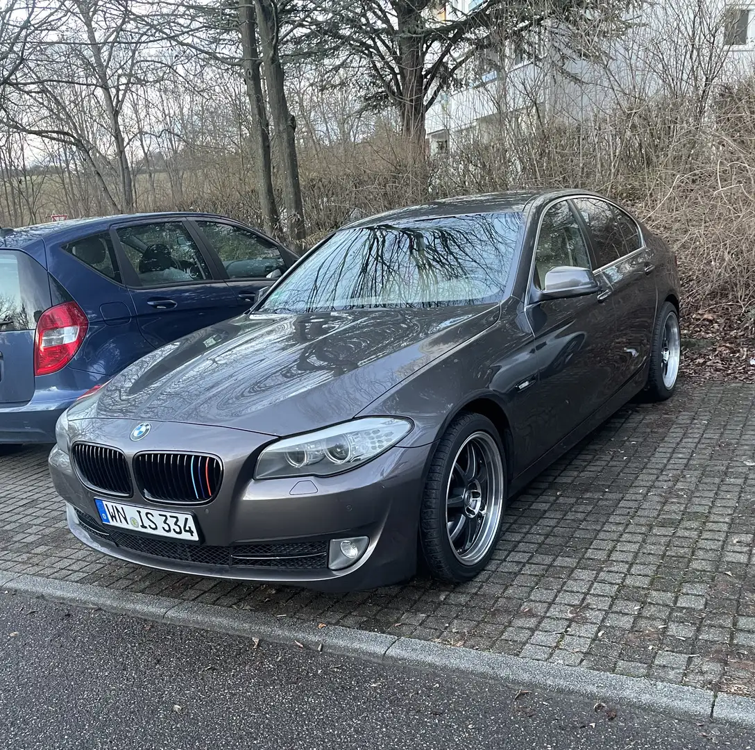 BMW 530 530 d Braun - 1