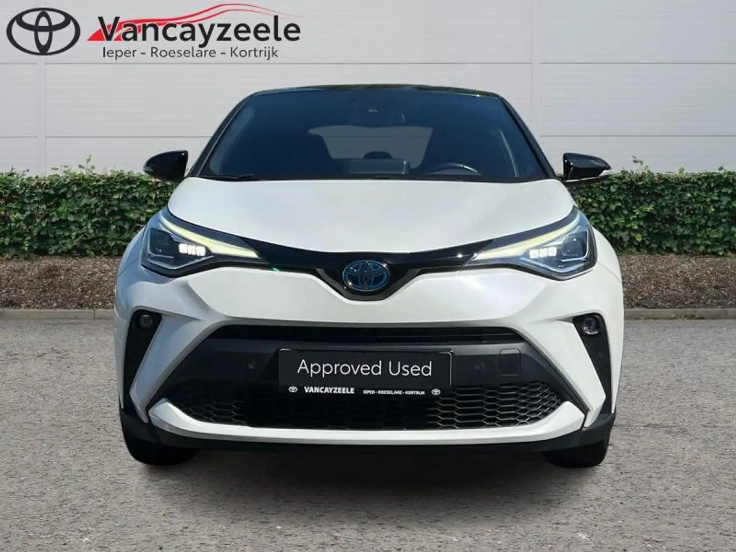 Toyota C-HR 2.0 Club bi-tone+cam+nav+sens Weiß - 2