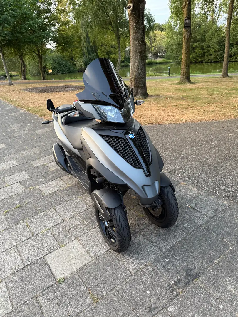 Piaggio MP3 YOURBAN lt Grijs - 1