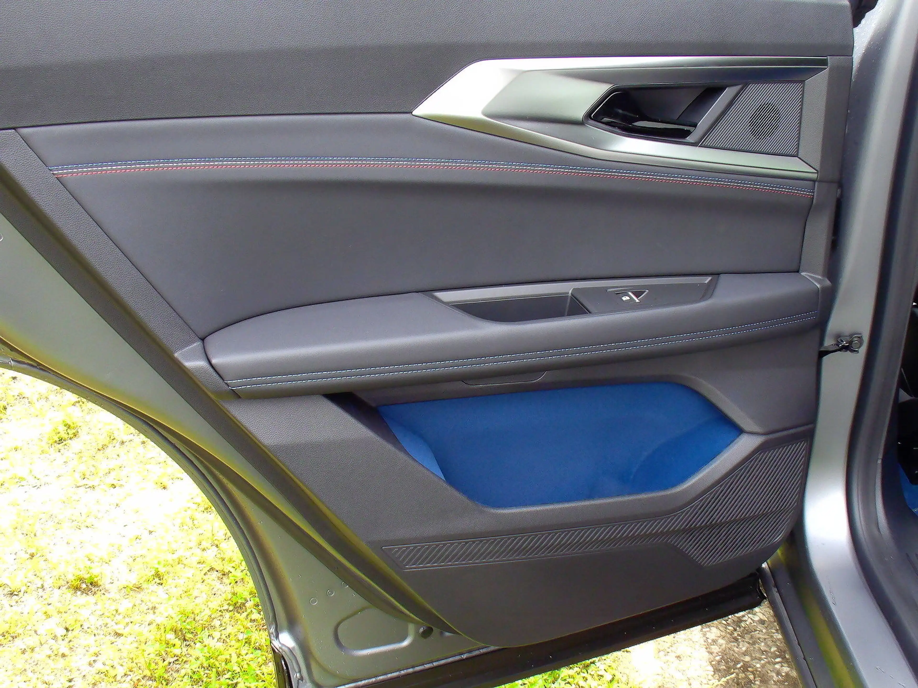 Renault Rafale Atelier Alpine E-Tech Plug-in Hyb.300 4x4 — photo 9