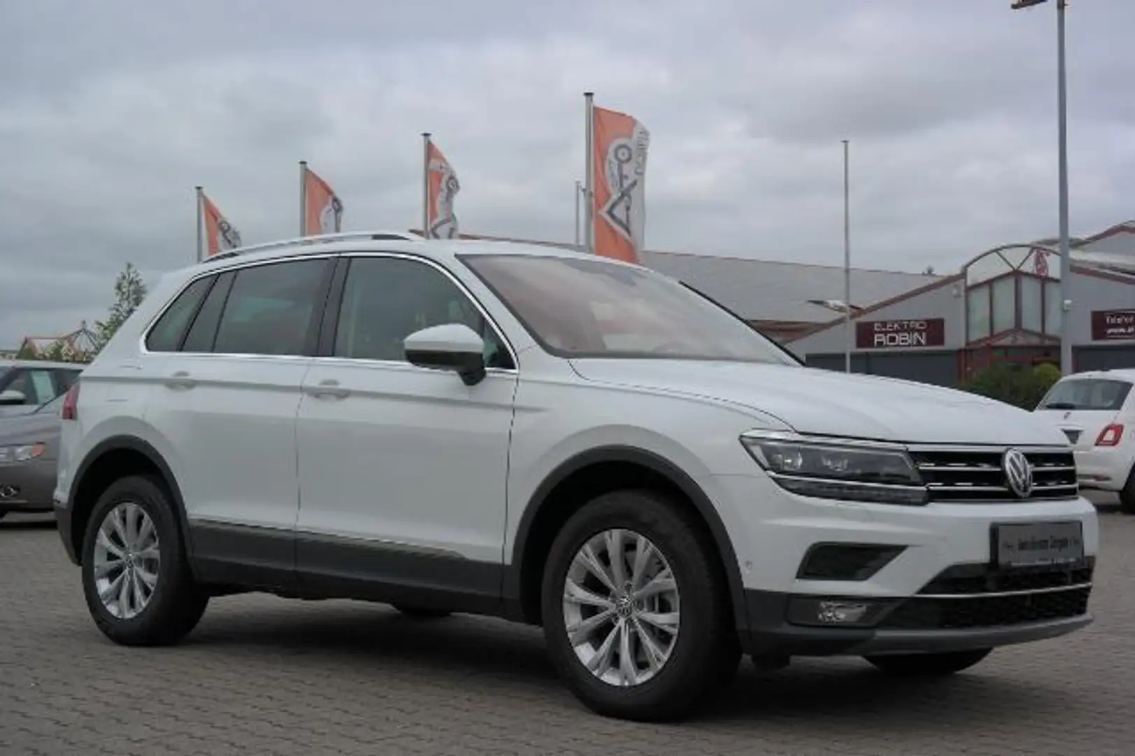 Volkswagen Tiguan 2.0 TDI Highli.4Mo TOP TOP 8 Fach Berei.Eu 6d-TEMP Blanc - 2
