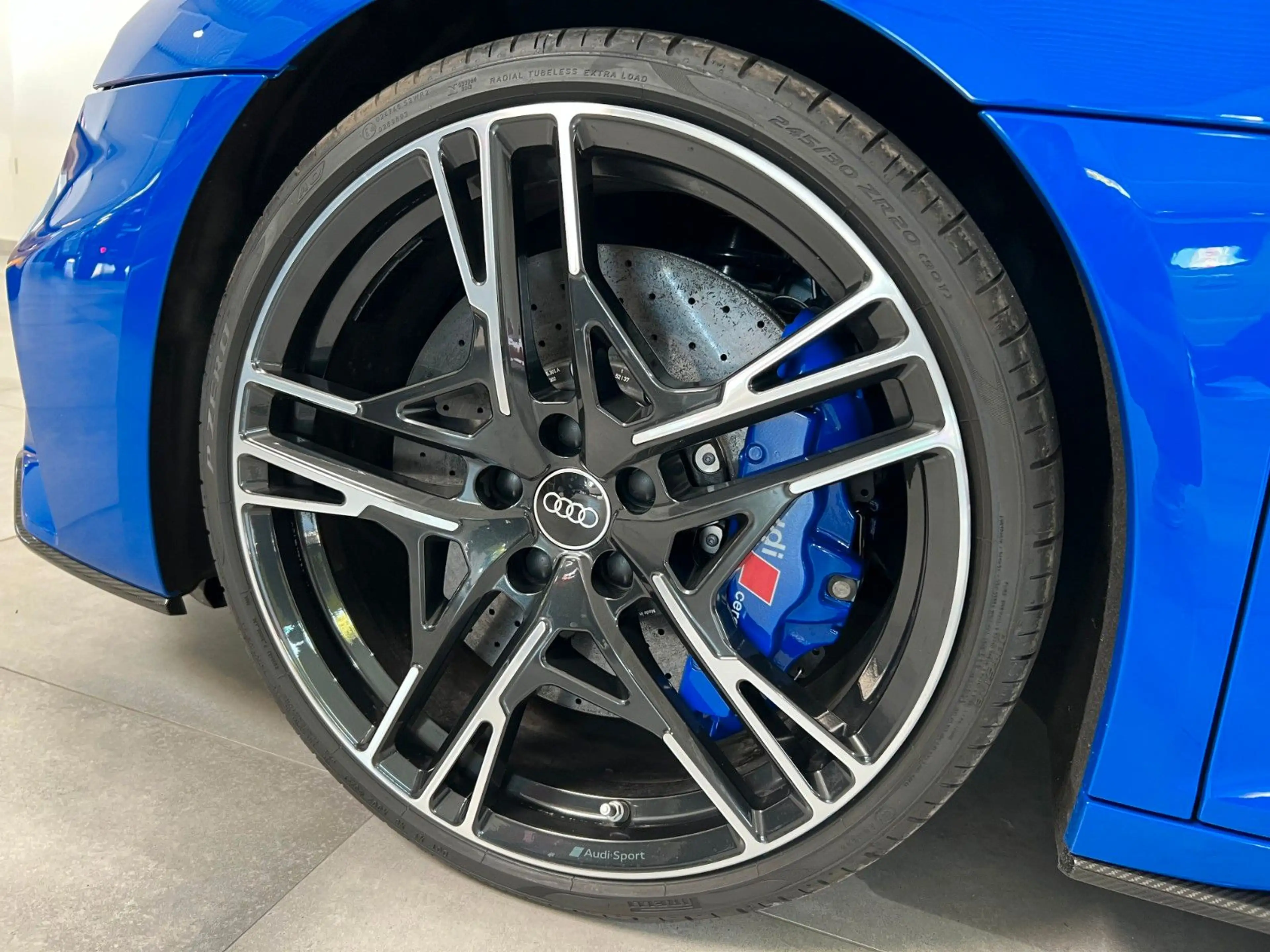 Audi R8 5.2 FSI performance S tronic quattro Navi — photo 6