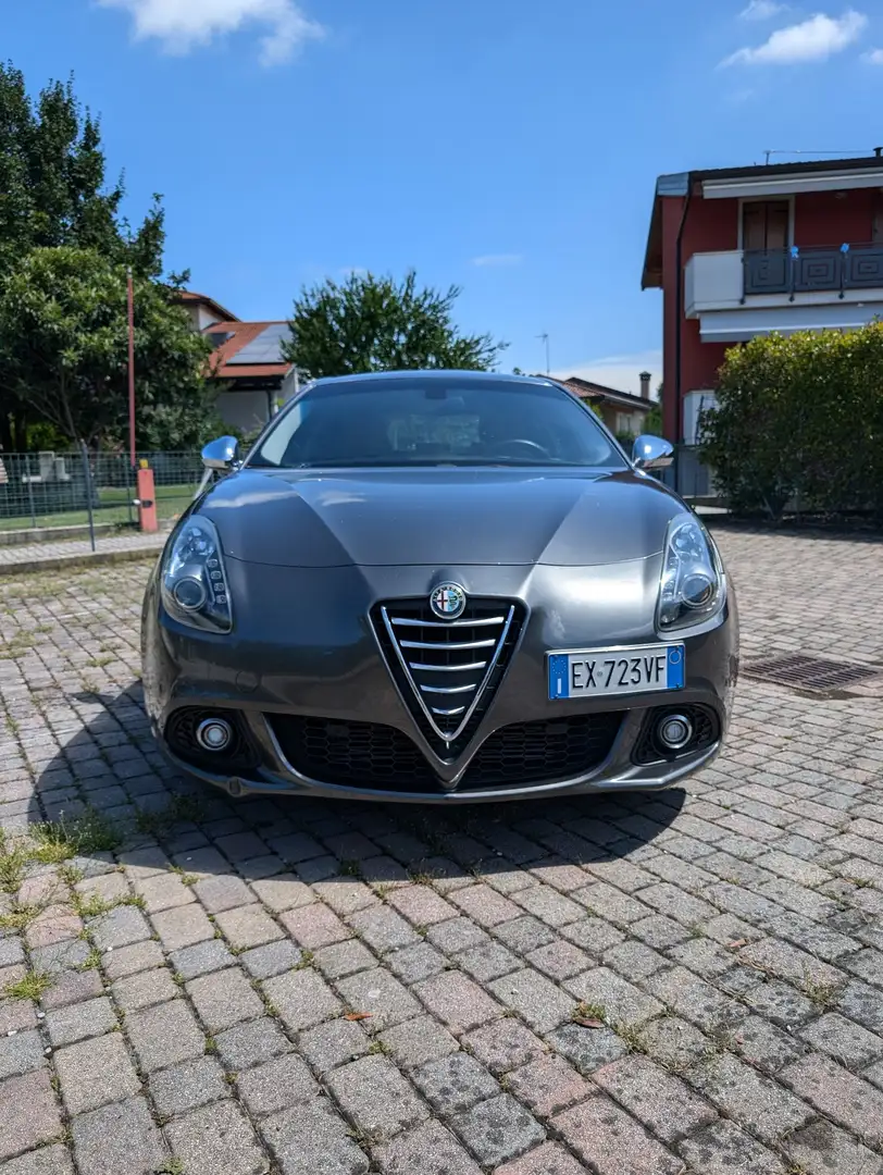 Alfa Romeo Giulietta 1.6 jtdm Exclusive E5+ - 2