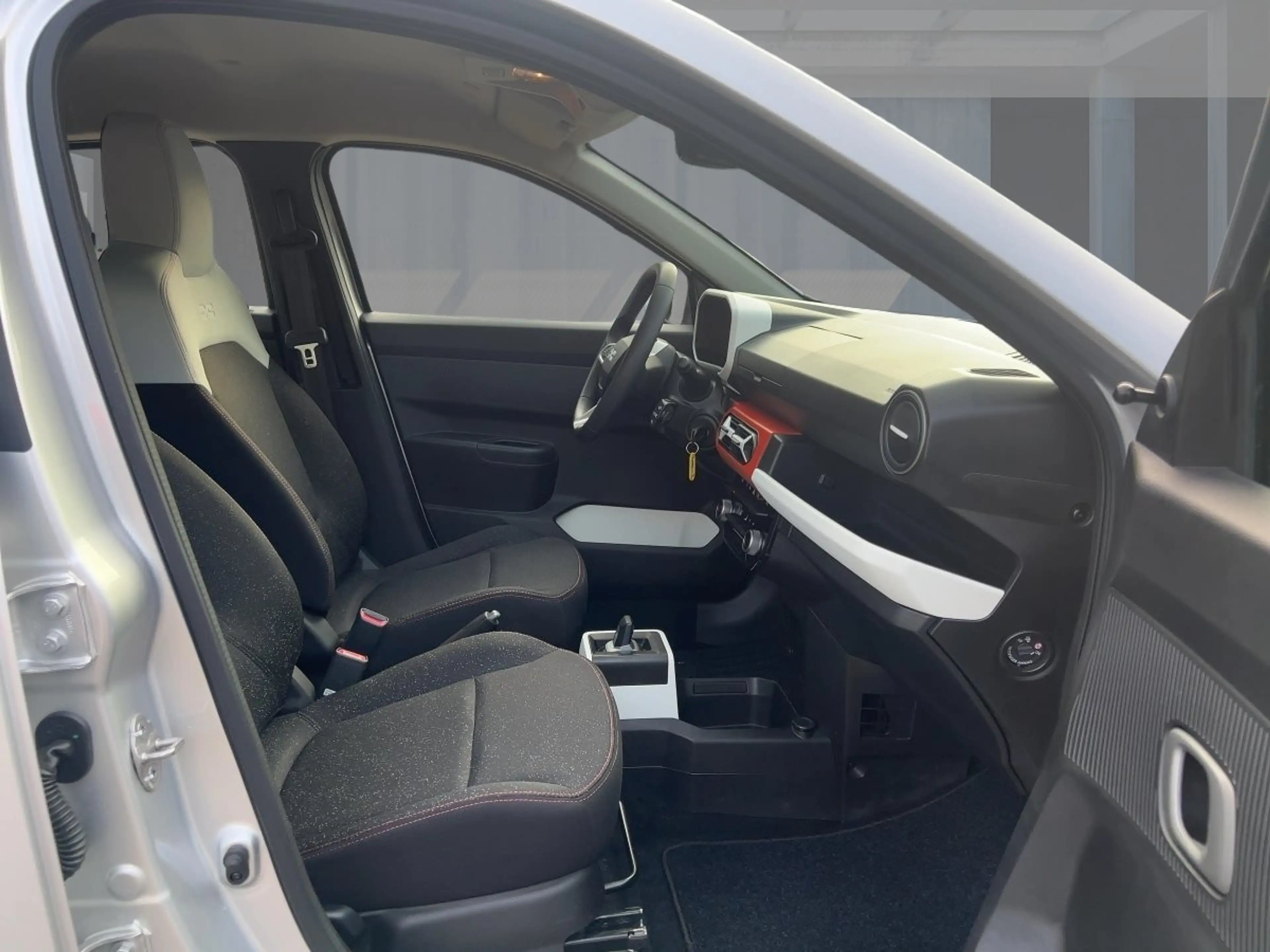 Dacia Spring 45 Expression — photo 8