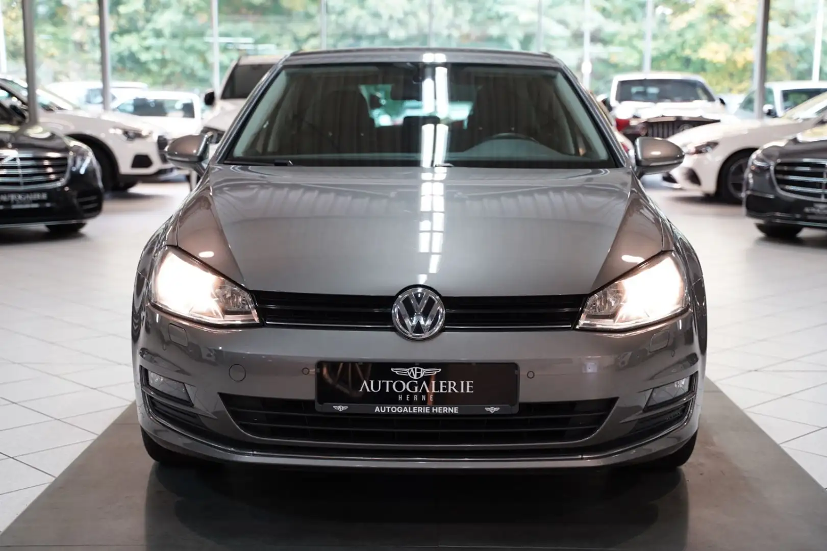 Volkswagen Golf VII 1.2 TSI Lounge BMT*NAVI*KLIMA*PDC*SITZH Gris - 2