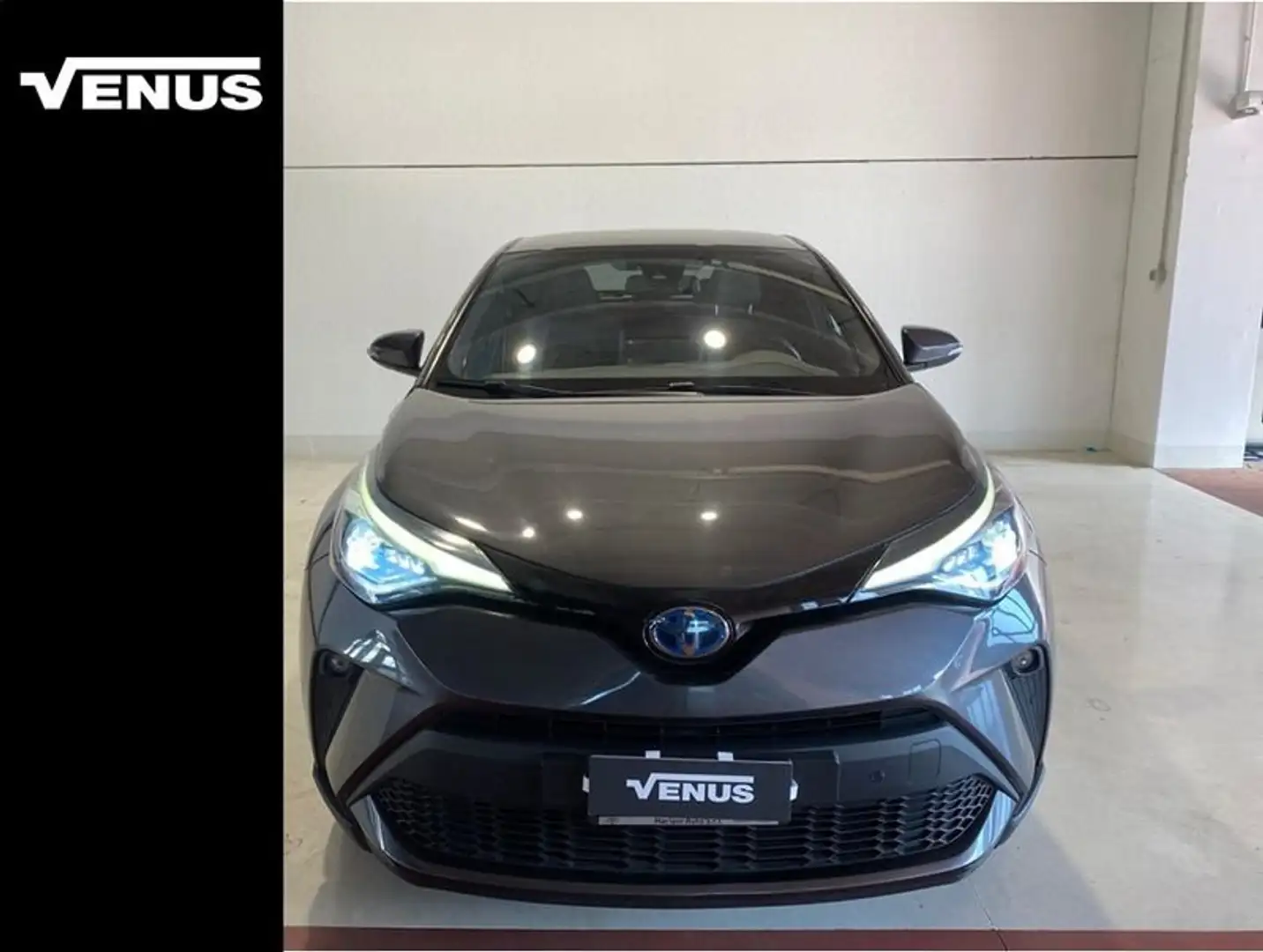 Toyota C-HR I 2020 1.8h Lounge e-cvt Grigio - 1
