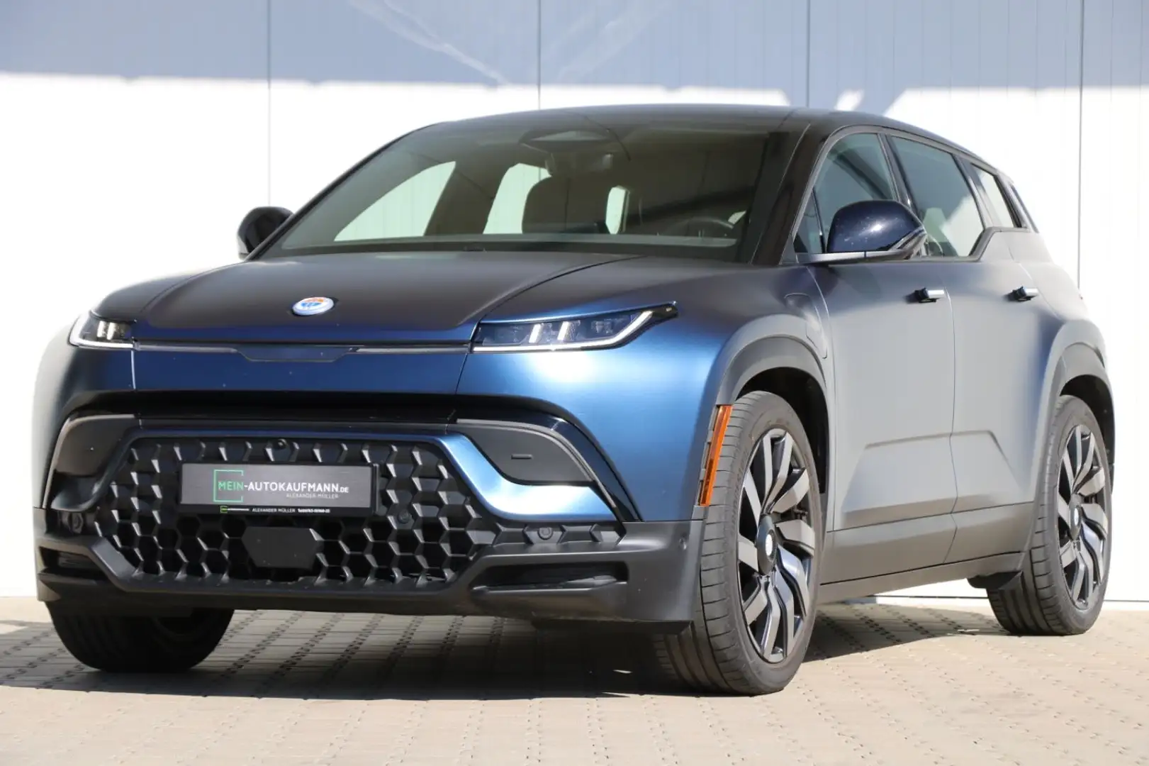 FISKER Ocean 415 kW AWD One *SOLAR*PANO*AHK*1.HD*MWST Синій - 1