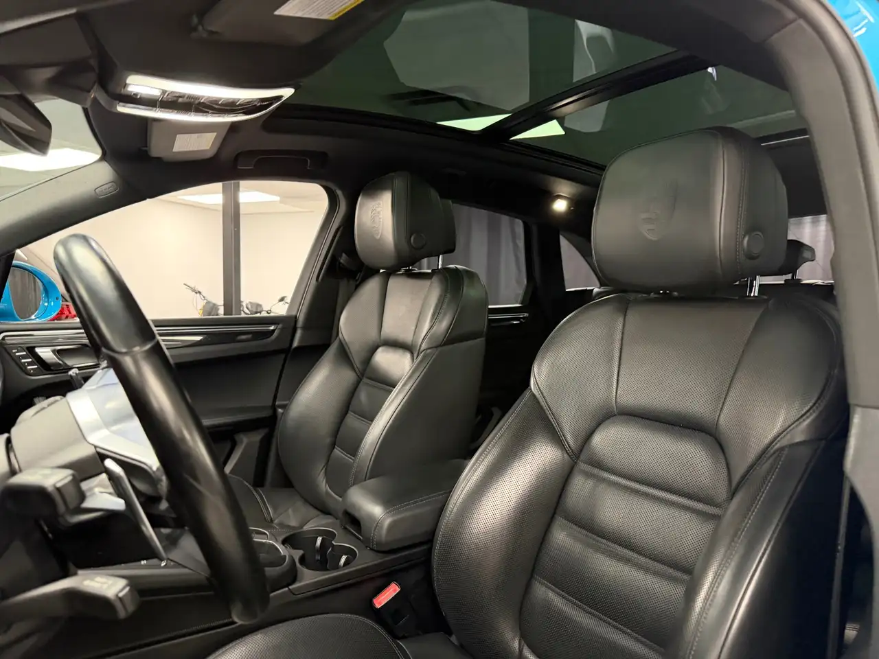 Porsche Macan снимка Porsche Macan