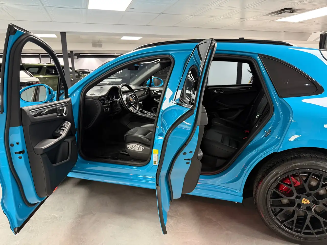 Porsche Macan снимка Porsche Macan