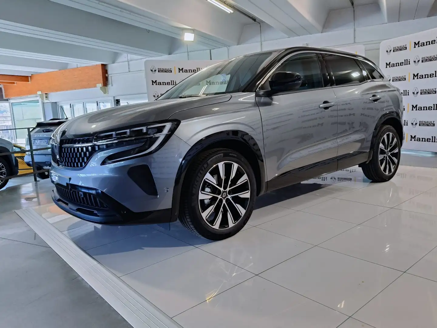 Renault Austral Techno Mild Hybrid 160 Auto rif.GZ186 Gris - 2
