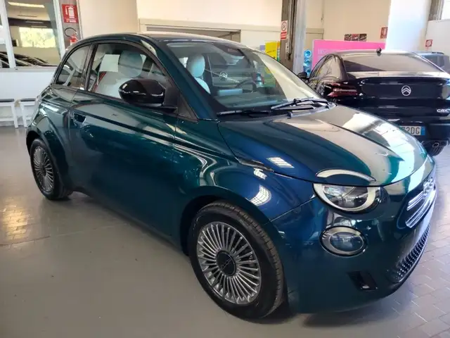 Fiat 500 view 5