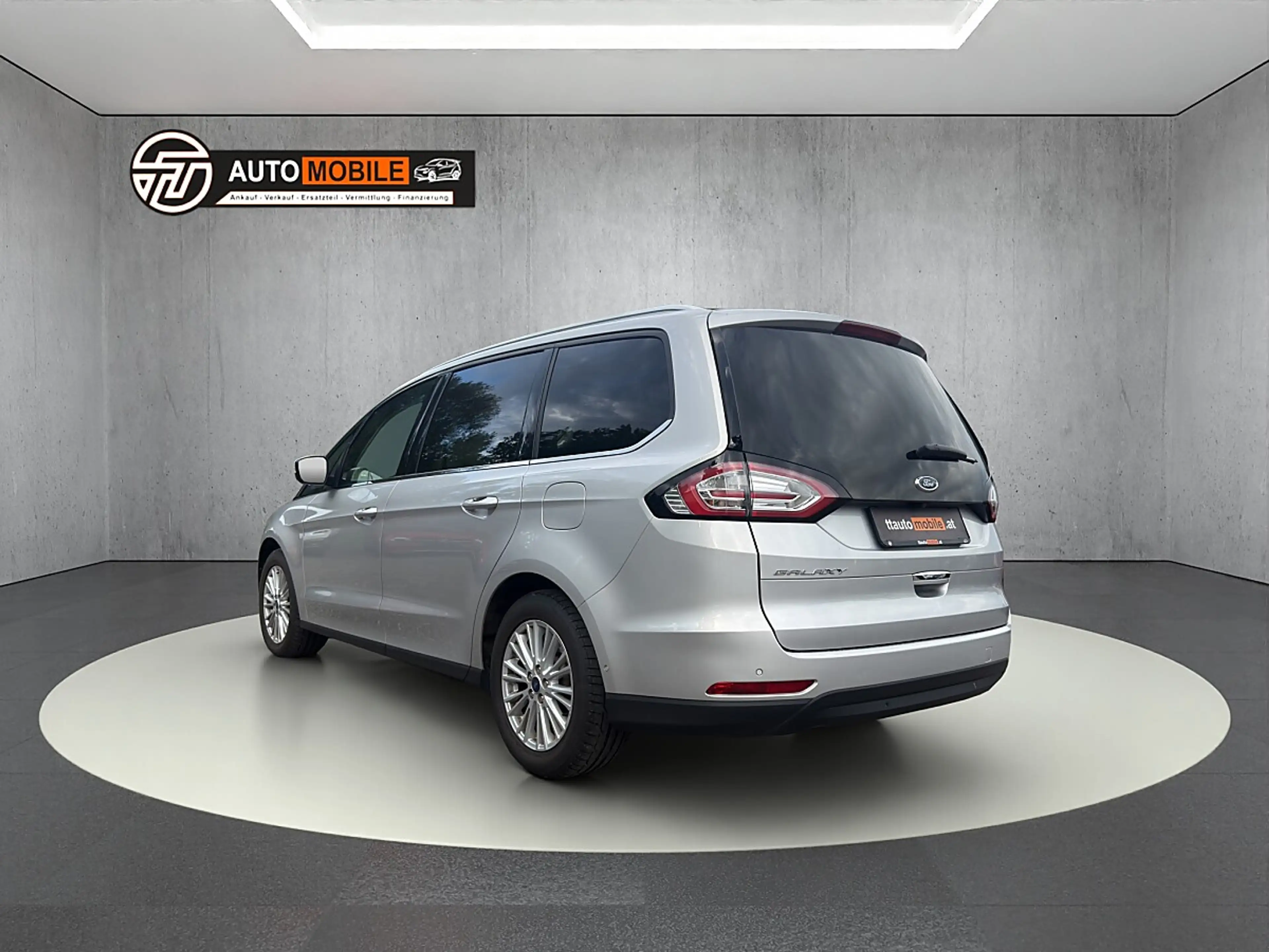 Ford Galaxy 2.0 EcoBlue — photo 12