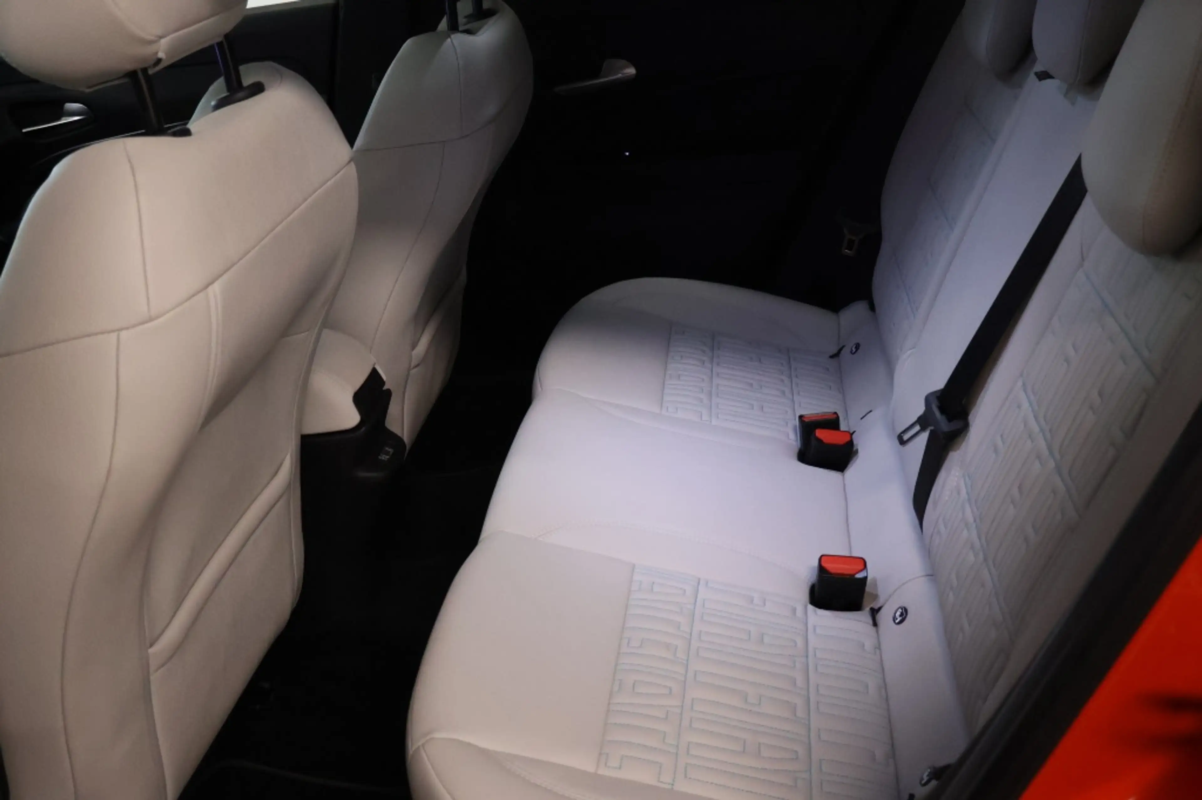Fiat 600e La Prima 54 kWh — photo 11
