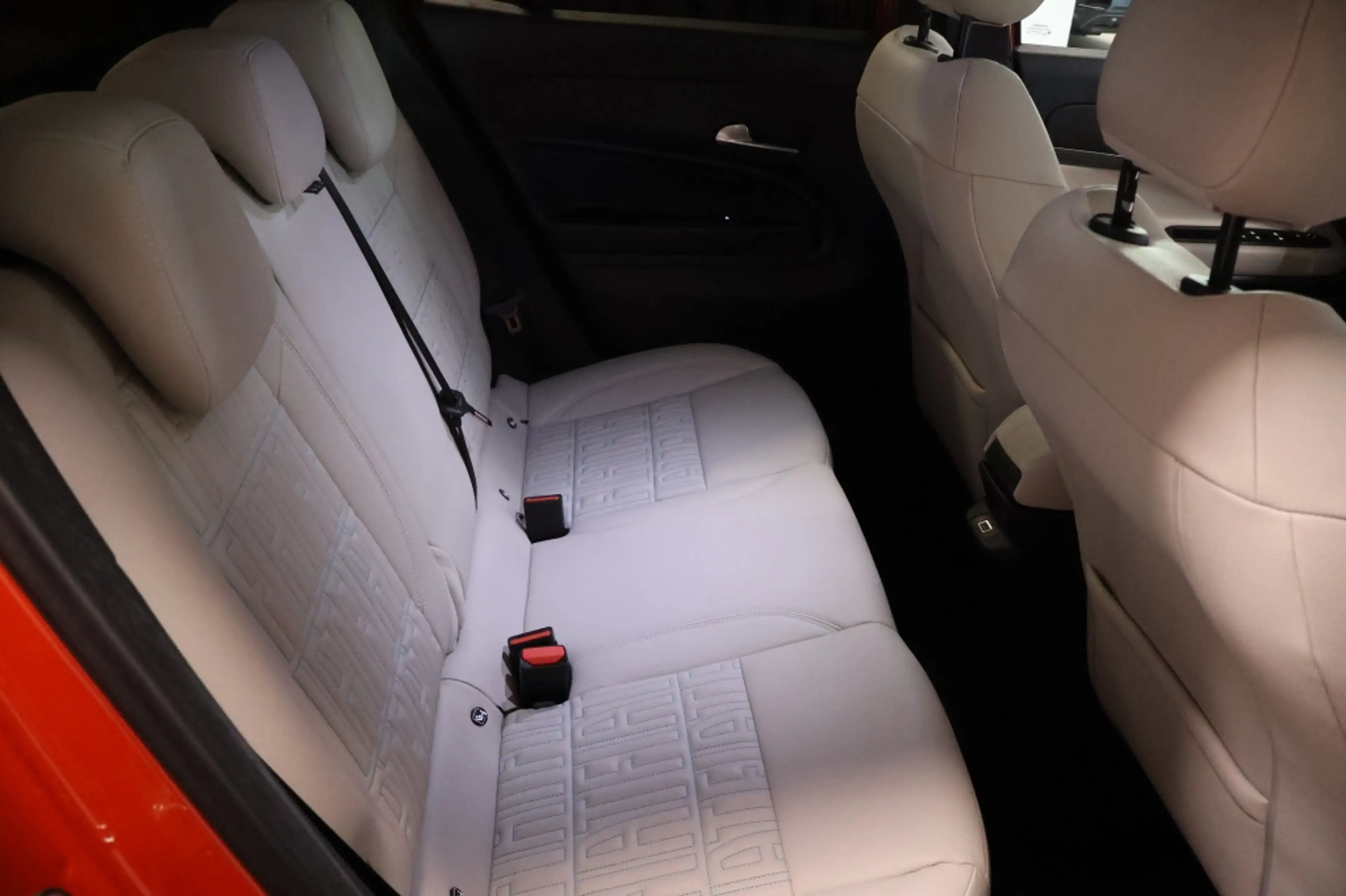 Fiat 600e La Prima 54 kWh — photo 13