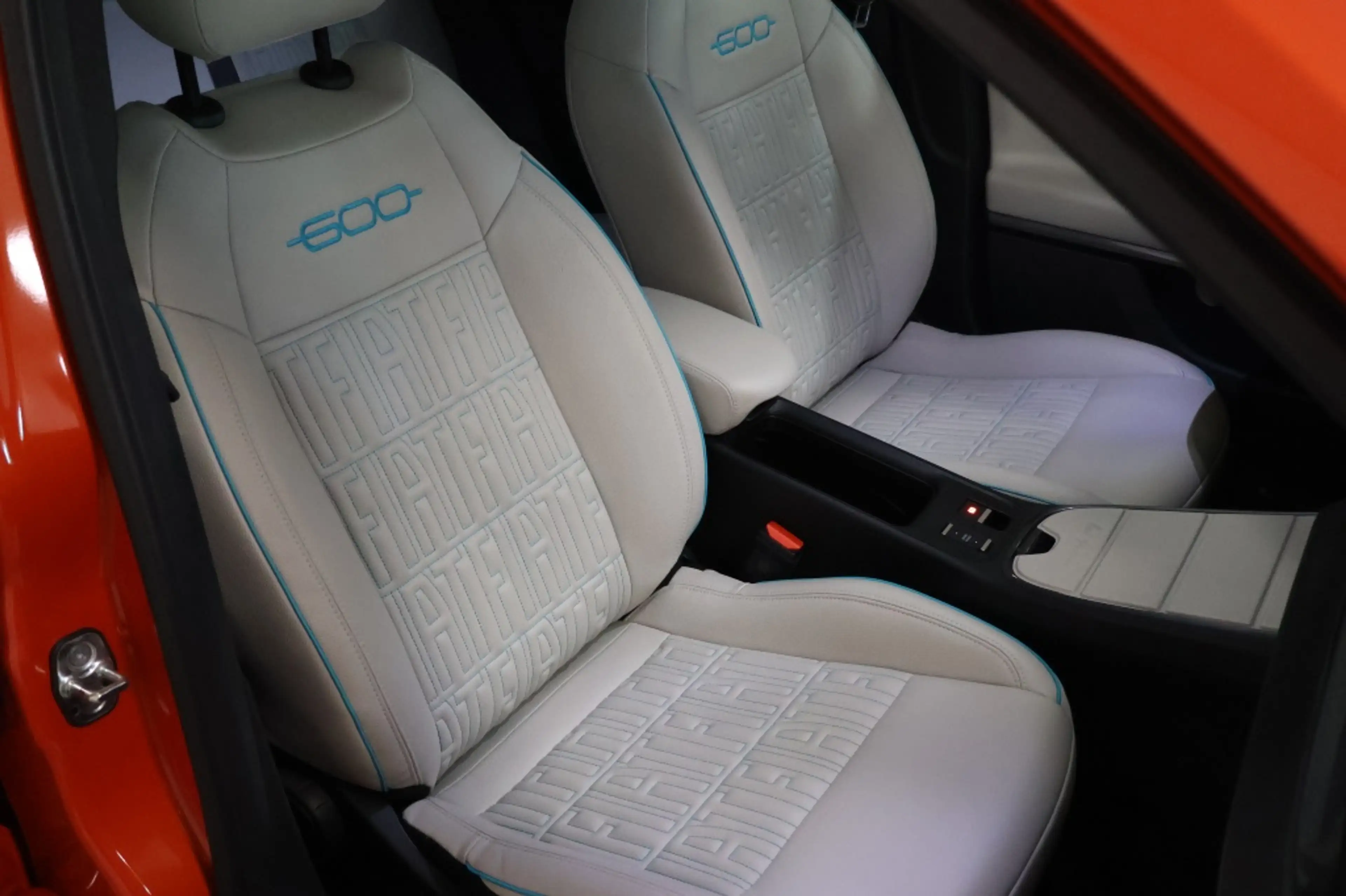 Fiat 600e La Prima 54 kWh — photo 14