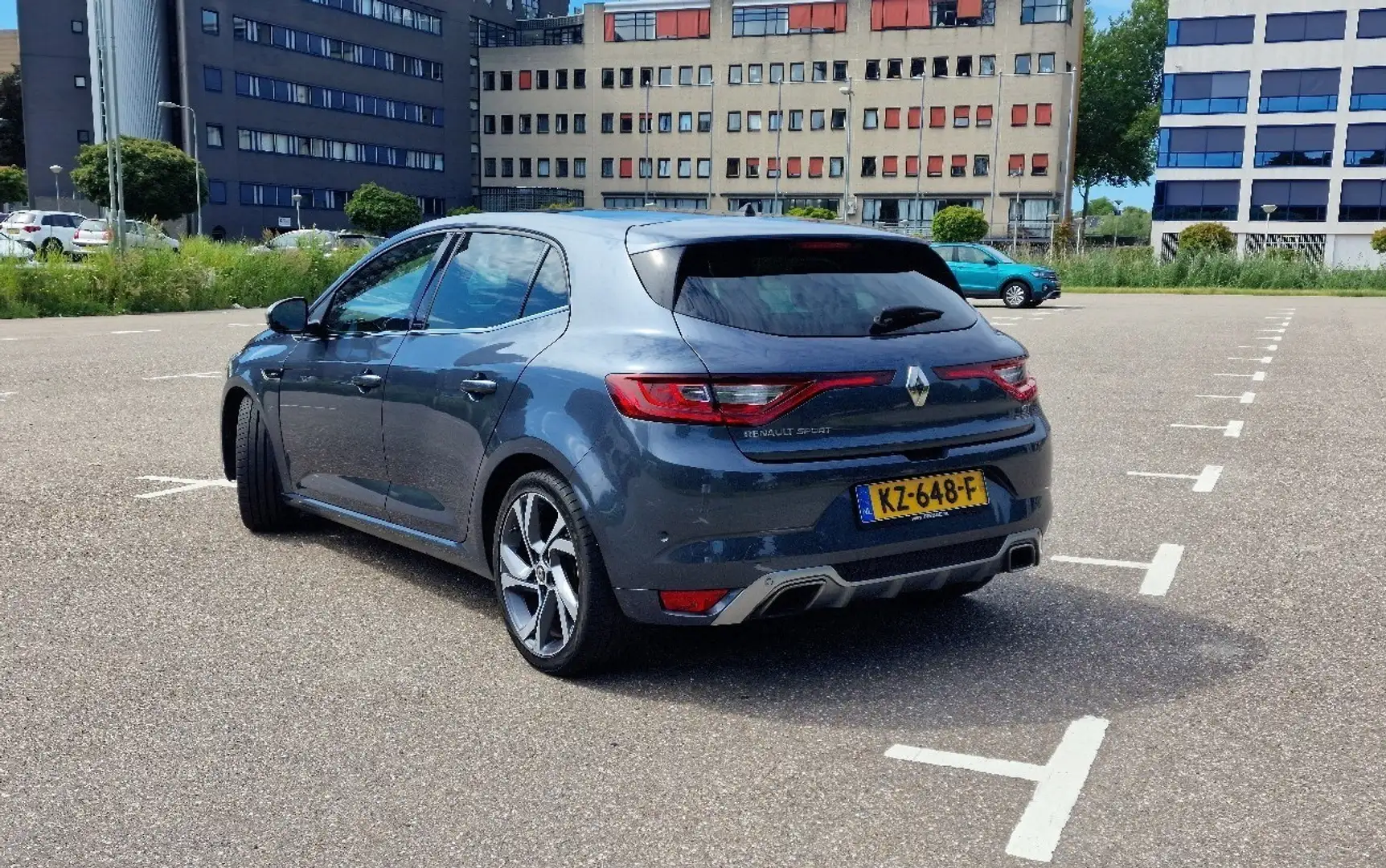 Renault Megane 1.6 TCe GT Grijs - 2
