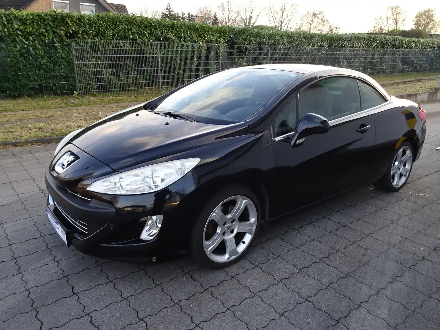 Peugeot 308 CC Platinum 155 THP/2-Hand/Leder/Kima Schwarz - 1