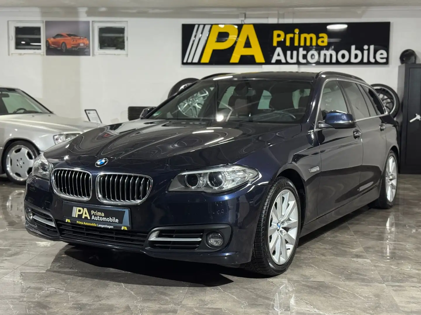 BMW 525 d Touring xDrive / Automatik Kamera Xenon Blau - 1