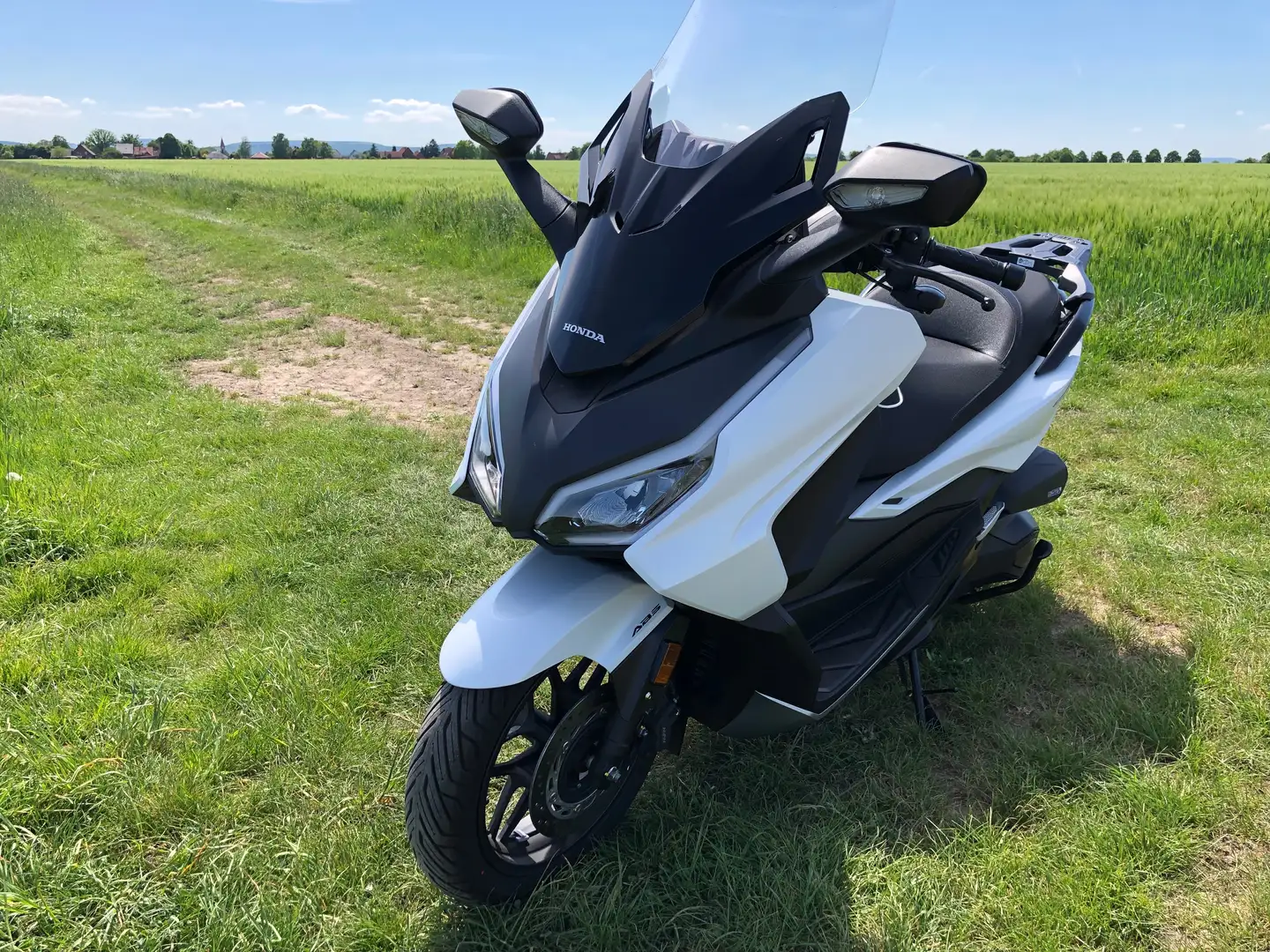 Honda Forza 350 Alb - 1