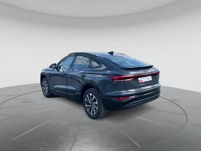 Audi Q6 E-Tron view 3