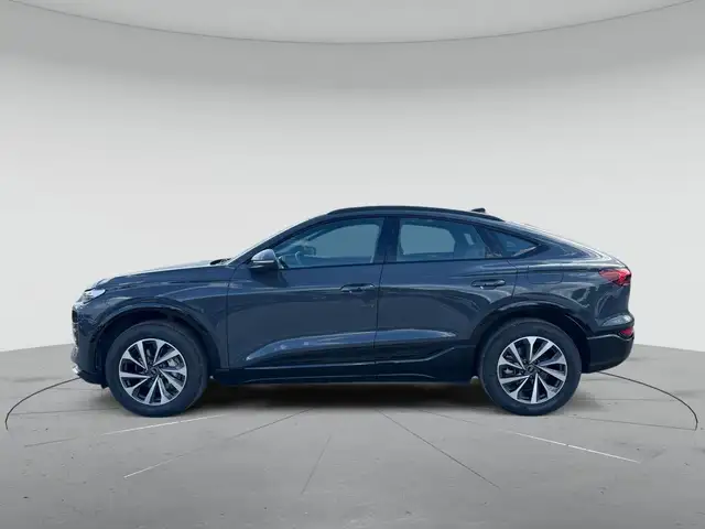 Audi Q6 E-Tron view 6