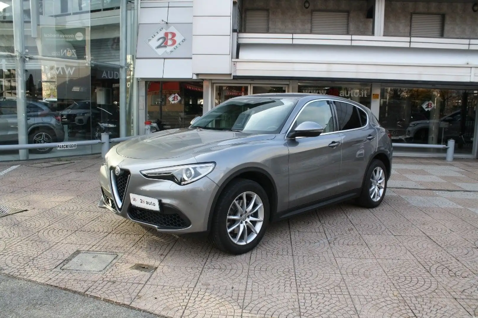 Alfa Romeo Stelvio 2.0 Turbo 280 CV AT8 Q4 First Edition Grigio - 1