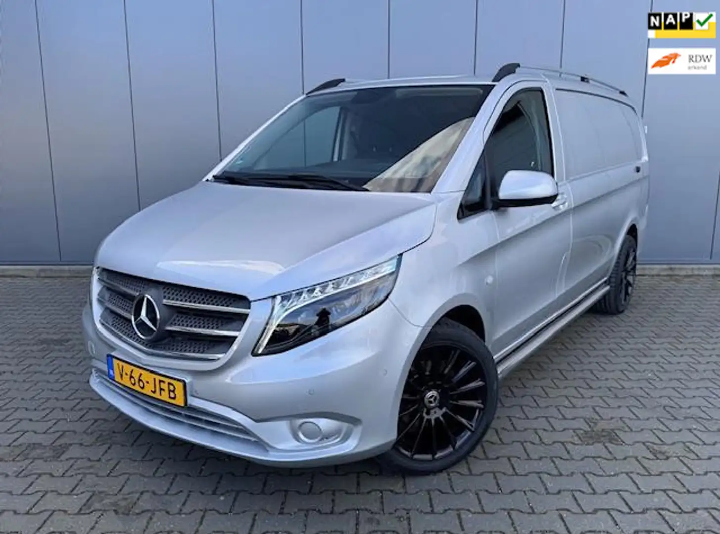 Mercedes-Benz Vito 116 CDI AUTOMAAT FULL-LED NAVI PDC Grijs - 1
