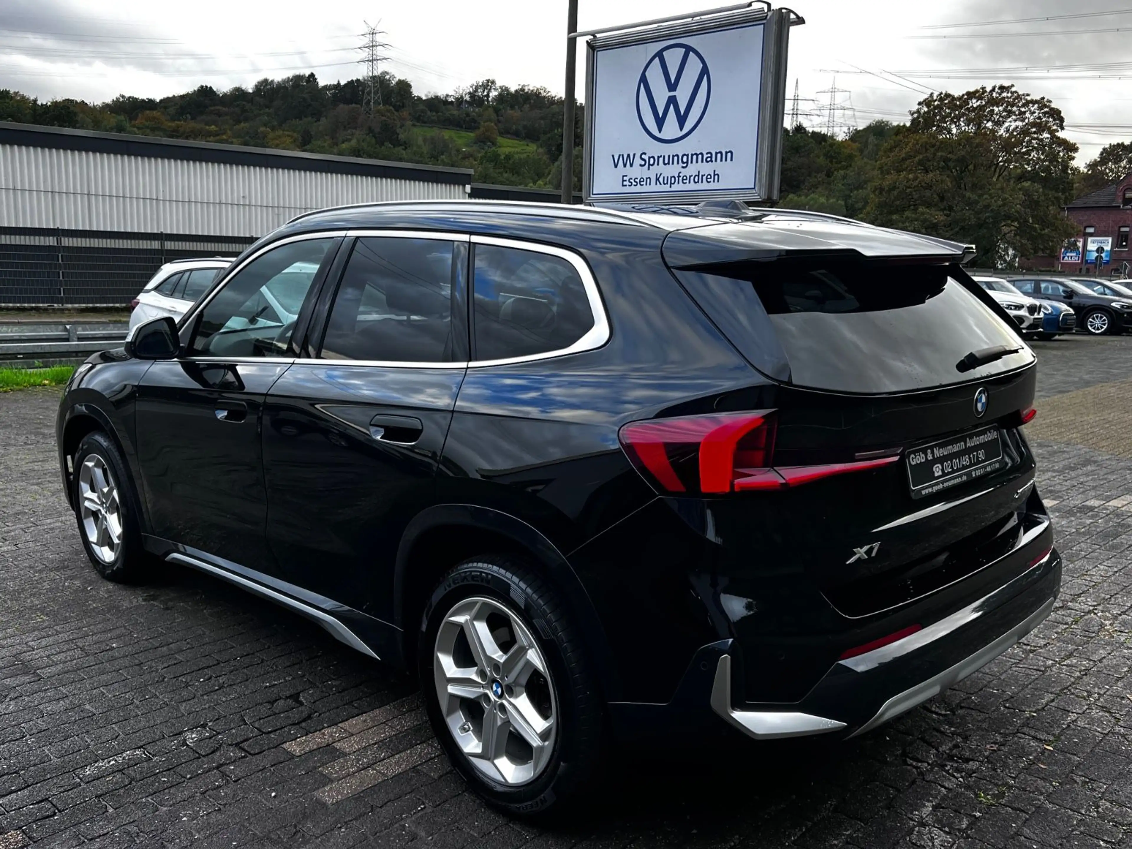 BMW X1 xDrive 23 i xLine U11 AHK 18" — photo 6
