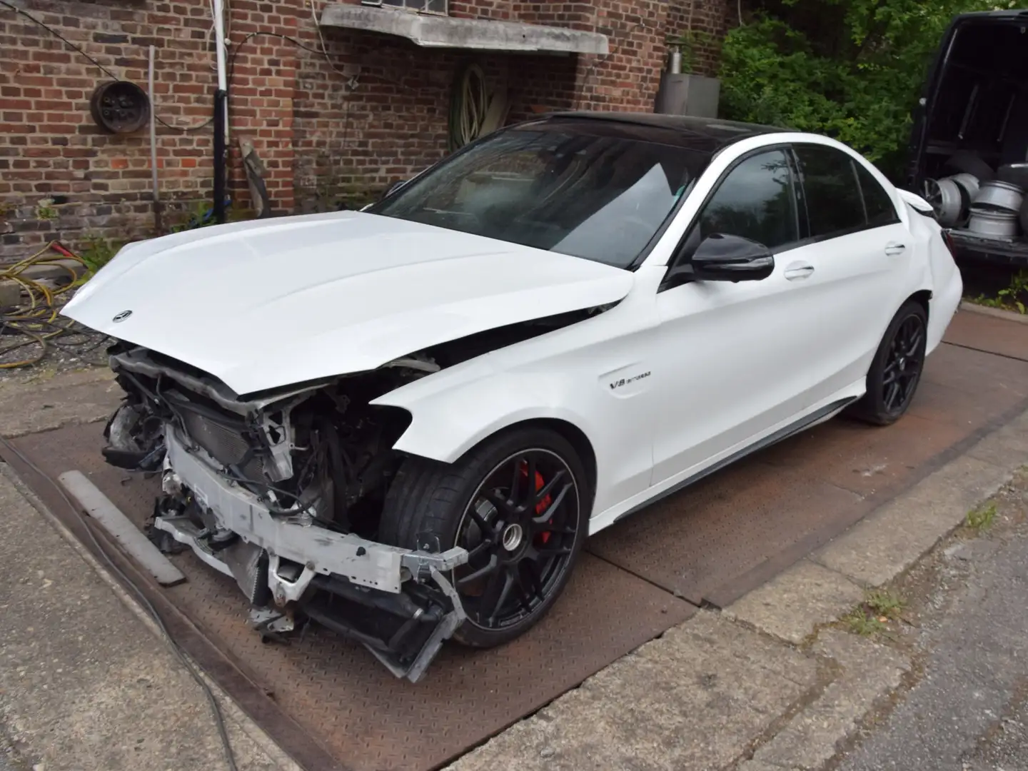 Mercedes-Benz C 63 AMG C 63 S AMG Panoramadach 360° Kamera Sportgetrie Weiß - 2