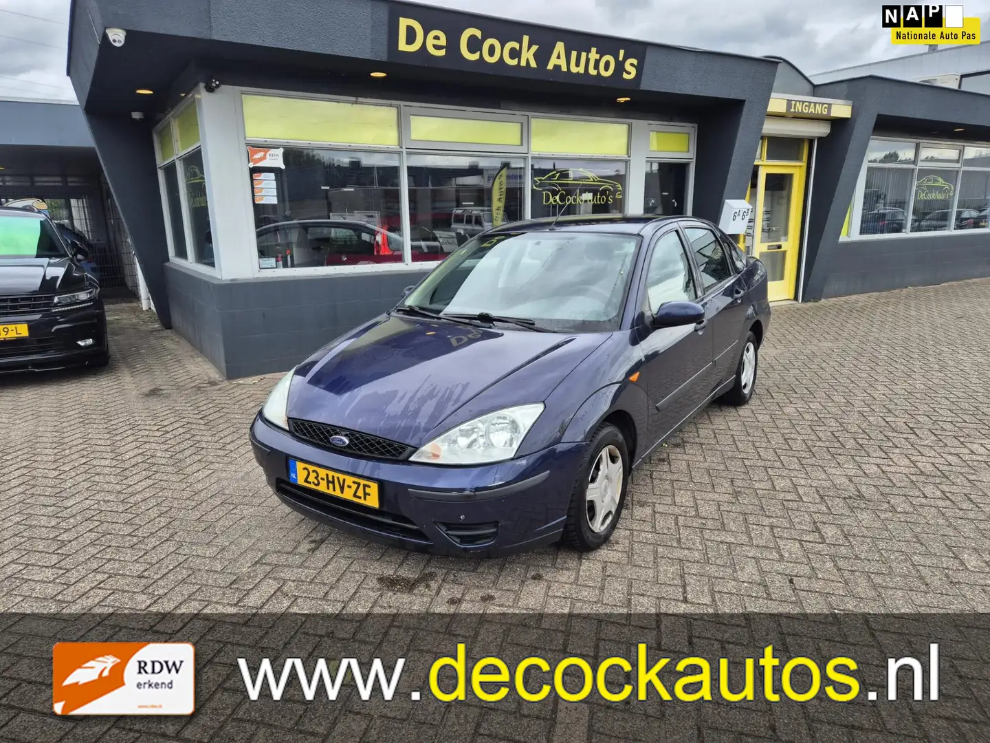 Ford Focus 1.4-16V Cool Edition Azul - 1
