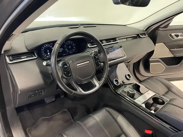 Land Rover Range Rover Velar view 15