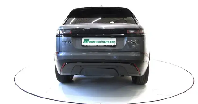 Land Rover Range Rover Velar view 4