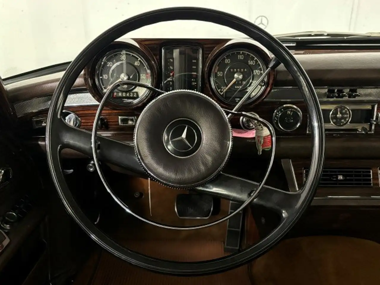 Mercedes-Benz 600 Pullman, foto 8