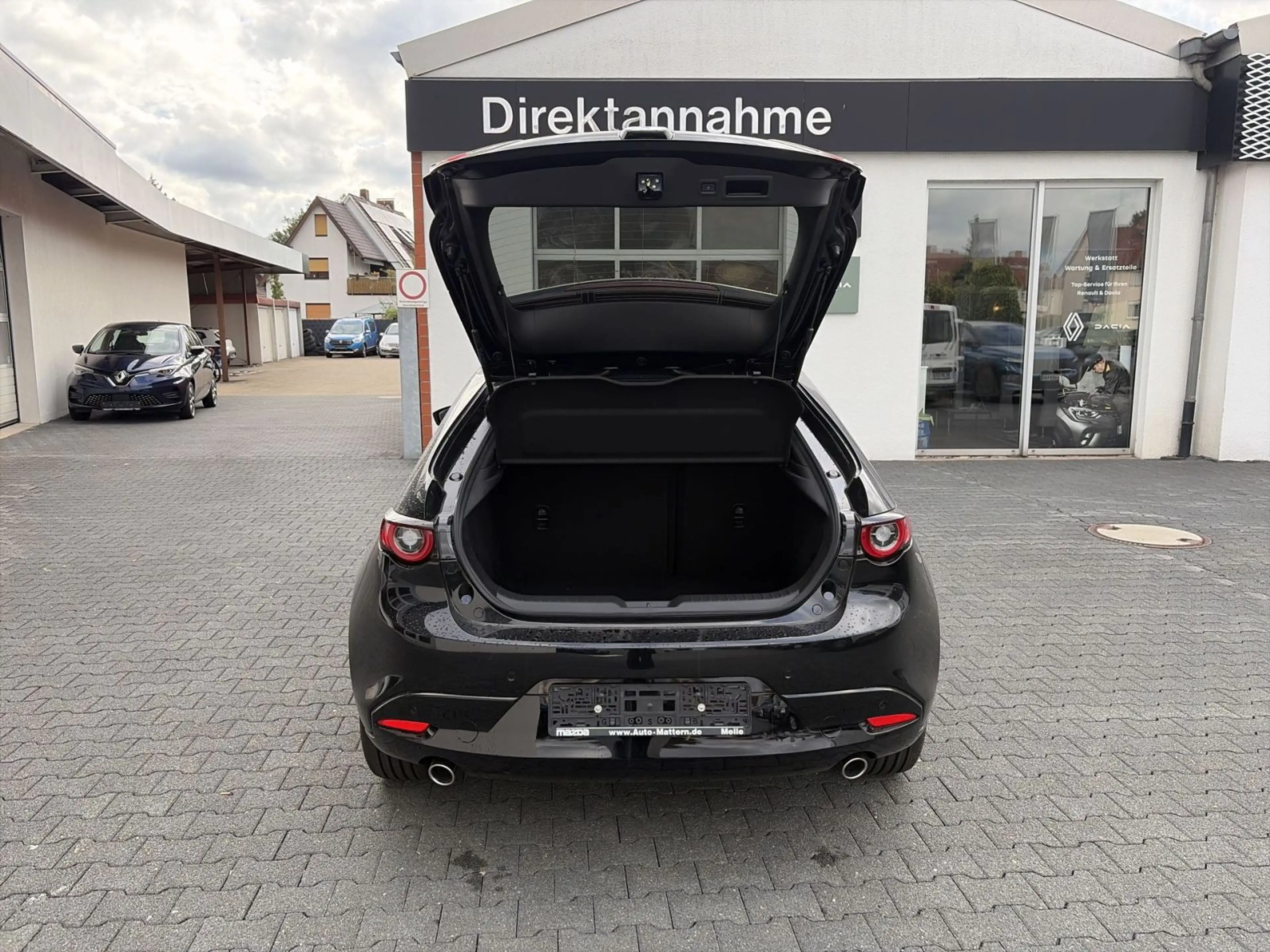 Mazda 3 SKYACTIV-G M-Hybrid — photo 10