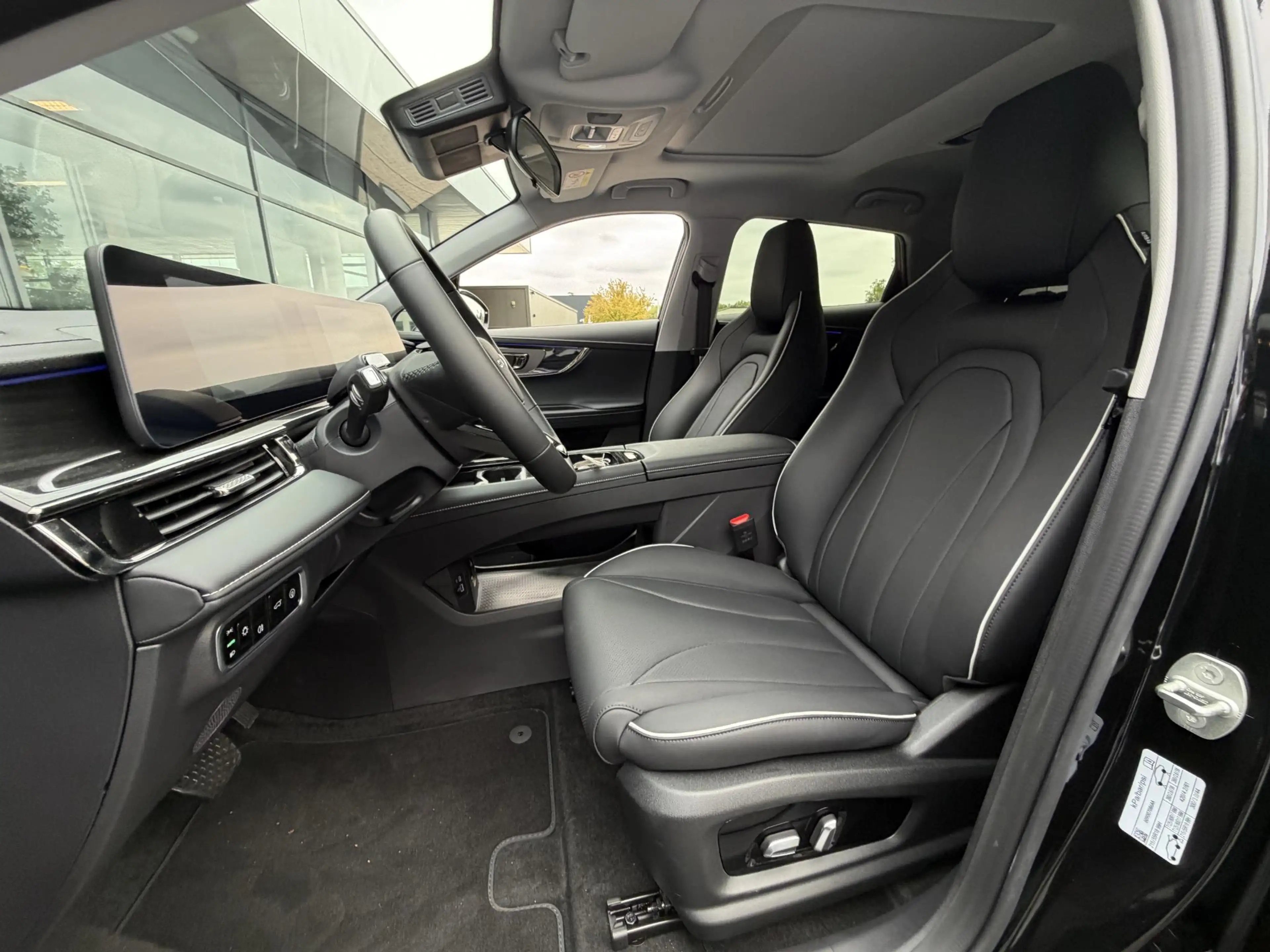 Omoda 5 EV Premium 61 kWh | DEMO — photo 7